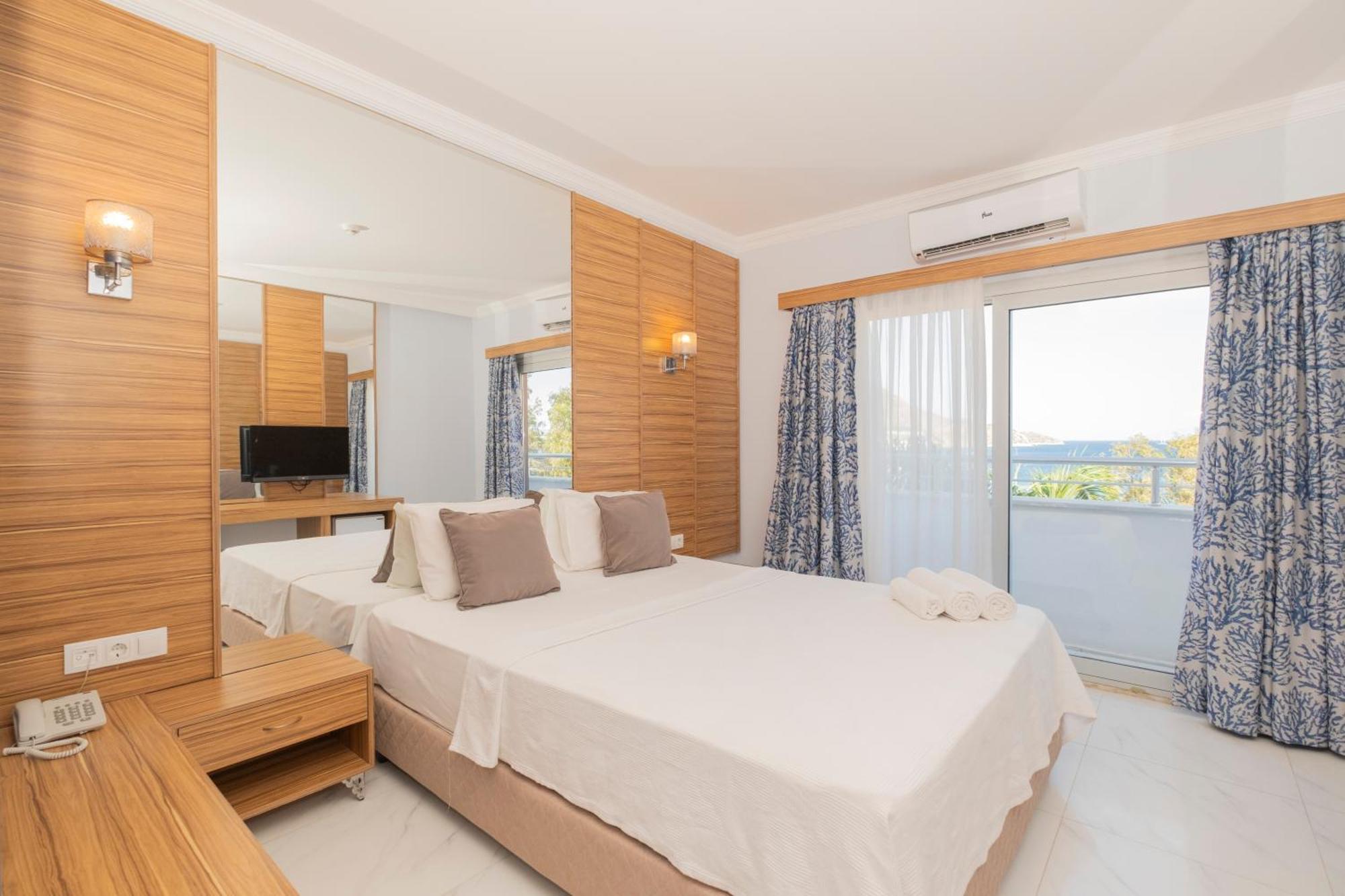 Ladonia Hotels Mio Bianco Akyarlar Esterno foto