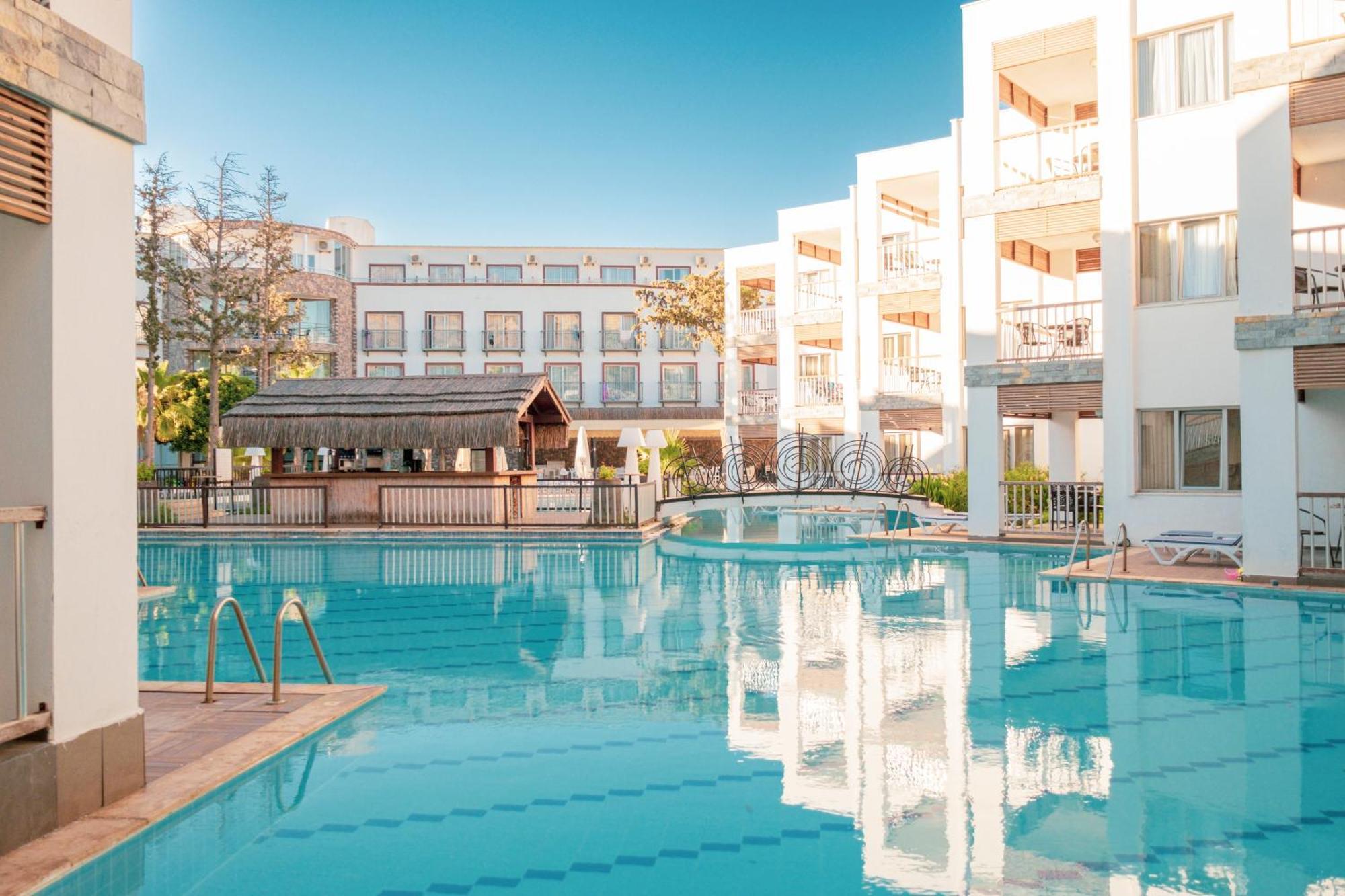 Ladonia Hotels Mio Bianco Akyarlar Esterno foto